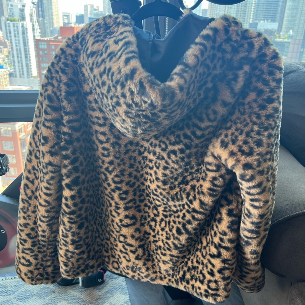 Medium, Cynthia Rowley, leopard coat